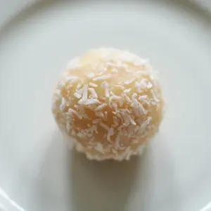 Coconut Ladoo